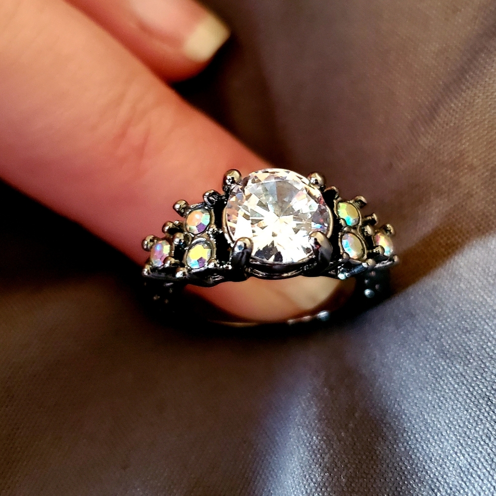 New Unique White Sapphire and Aurora Borealis Black Gold Ring.